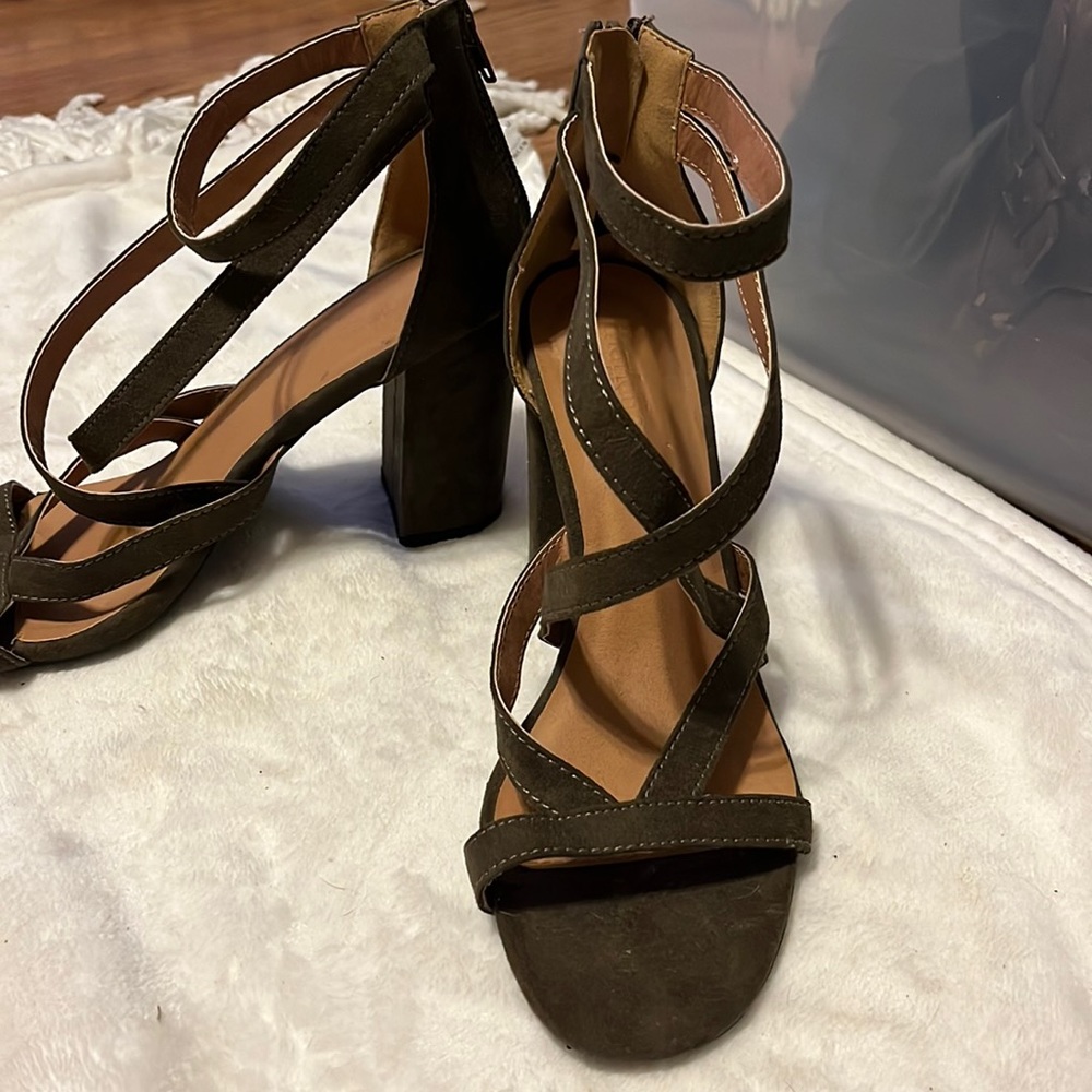 Olive green suede pumps